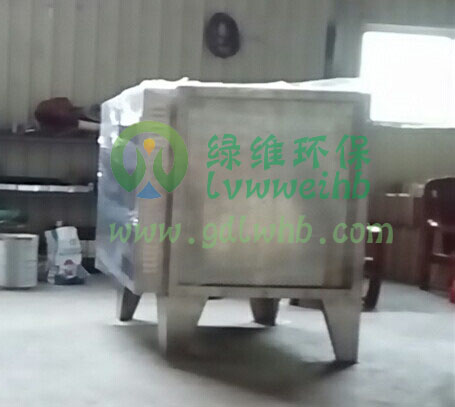 惠州環(huán)保設(shè)備之UV光解光催化氧化廢氣處理設(shè)備
